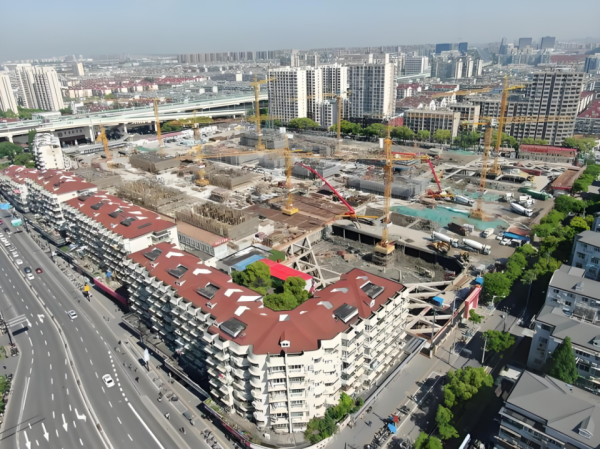 申宝配资 自主更新、原拆原建：老旧住房改造的创新之矛丨智库